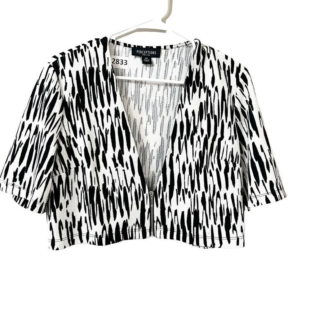 Vtg Perceptions Womens Black White Cropped Blouse 16P Deep V Neck Zip Zebra